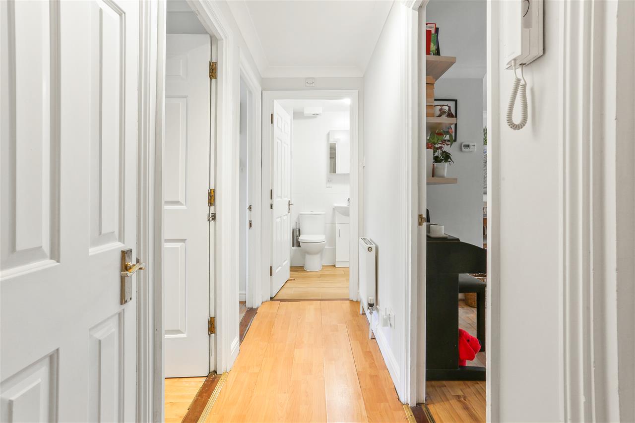 2 bed flat for sale in Goddard Place  - Property Image 12