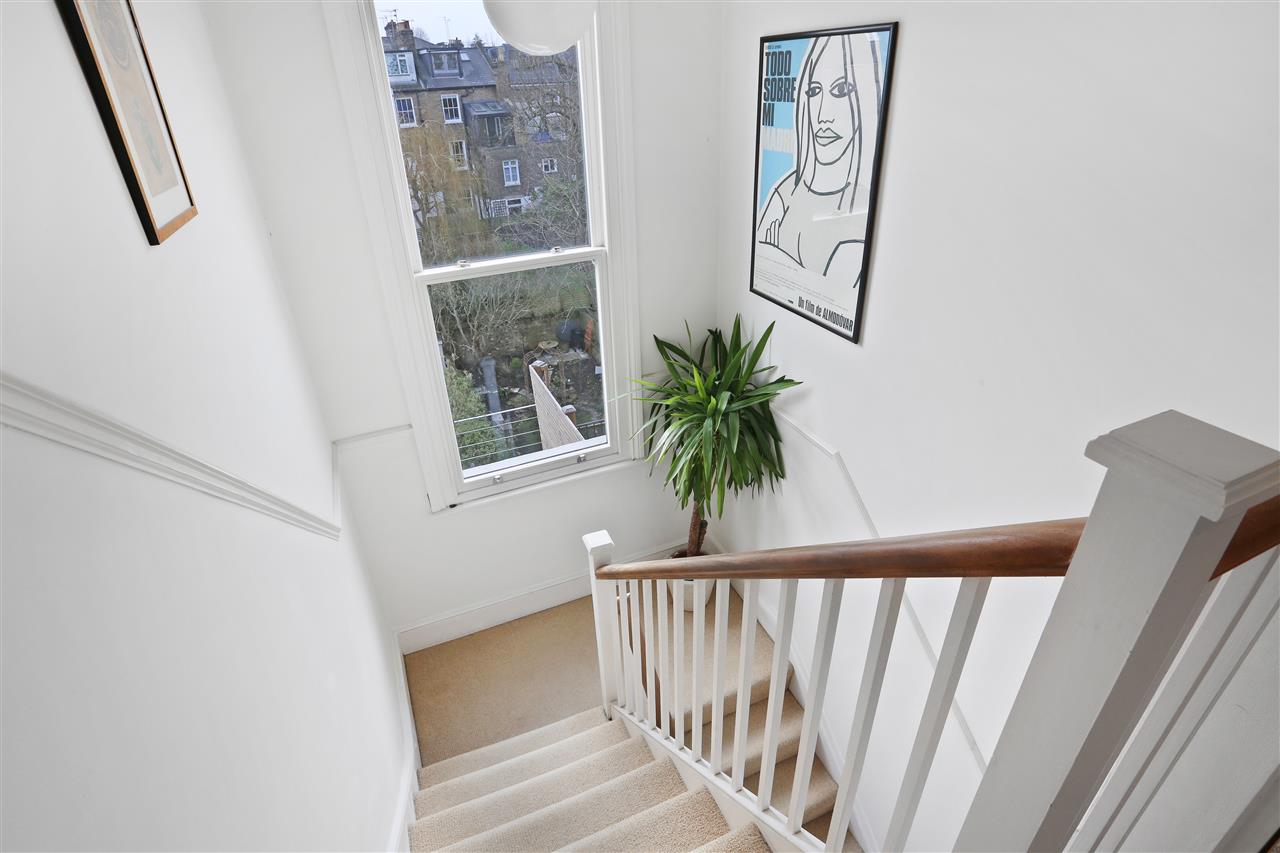 3 bed flat for sale in Huddleston Road  - Property Image 19