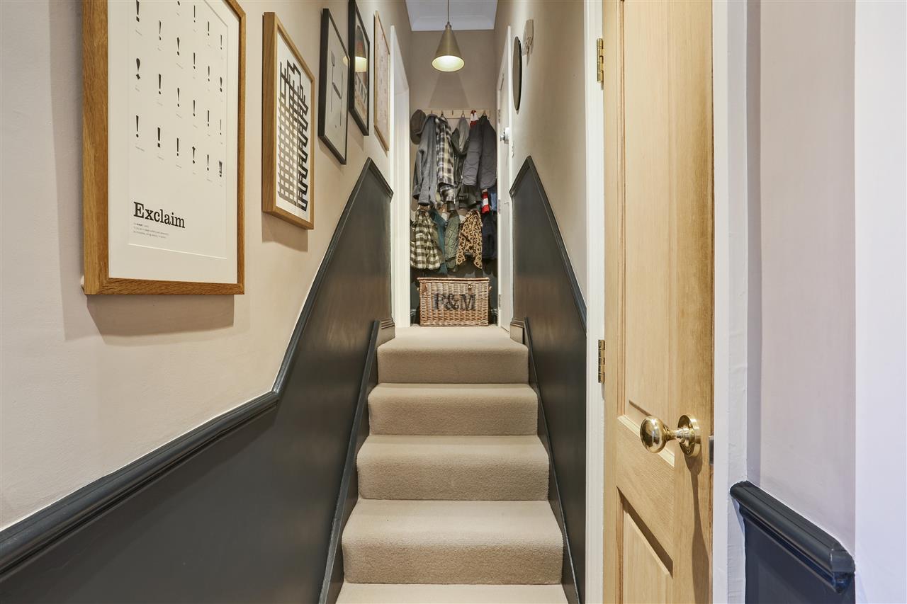 2 bed flat for sale in Highwood Road 17