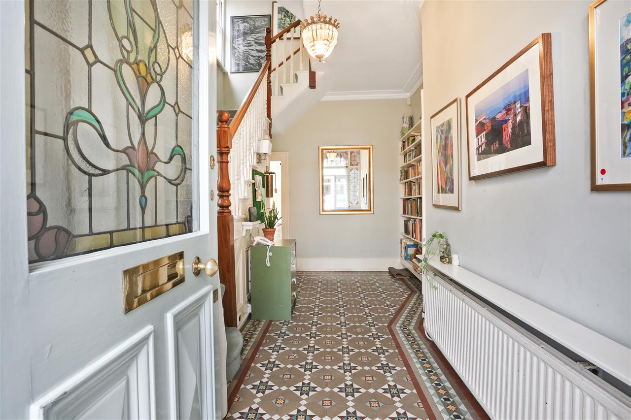 6 bed semi-detached house for sale 3