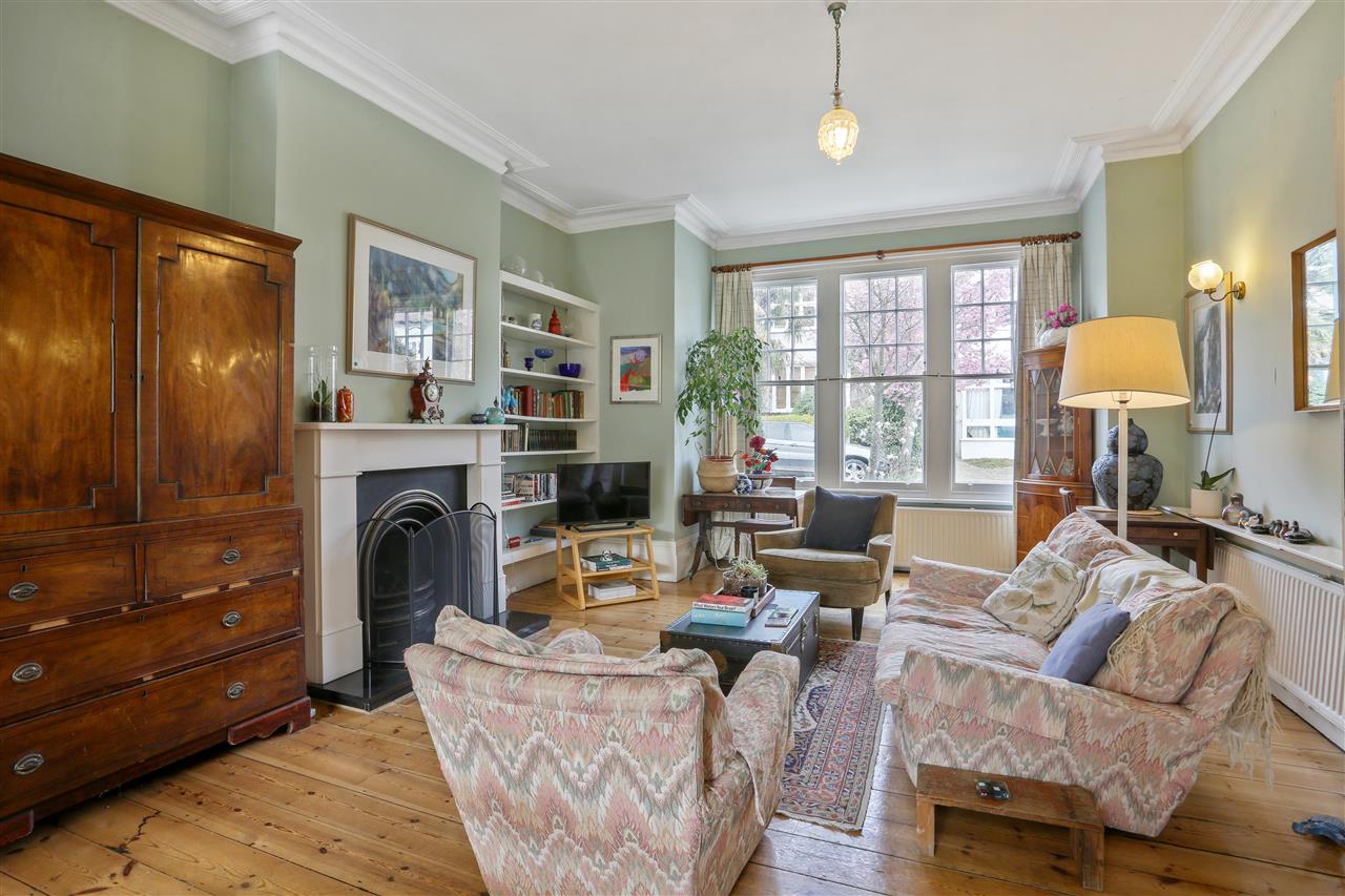 6 bed semi-detached house for sale  - Property Image 9