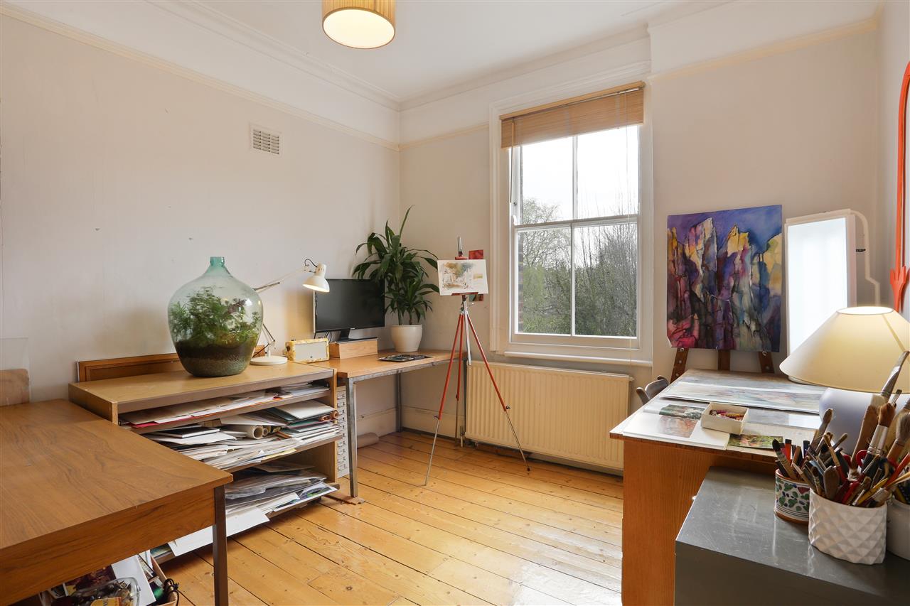 6 bed semi-detached house for sale 13