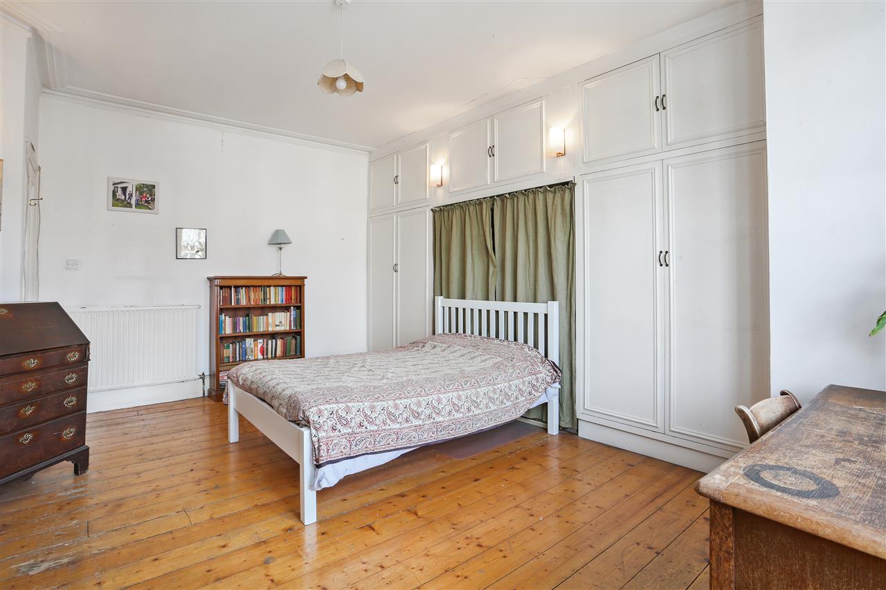 6 bed semi-detached house for sale  - Property Image 18