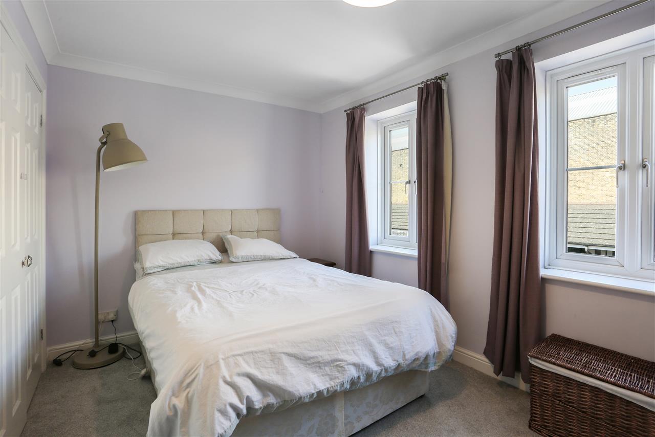 4 bed end of terrace house for sale in Goddard Place  - Property Image 12