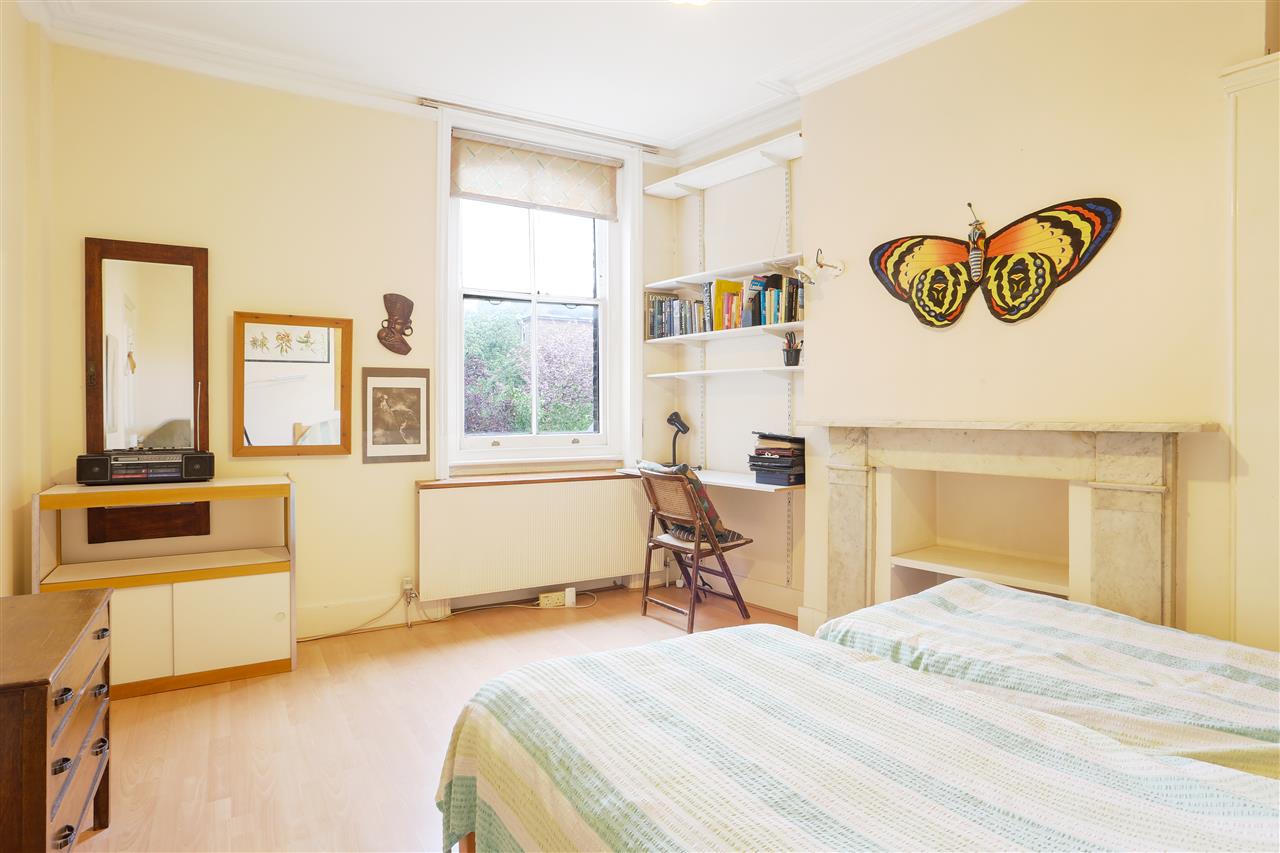 6 bed end of terrace house for sale in Huddleston Road  - Property Image 12