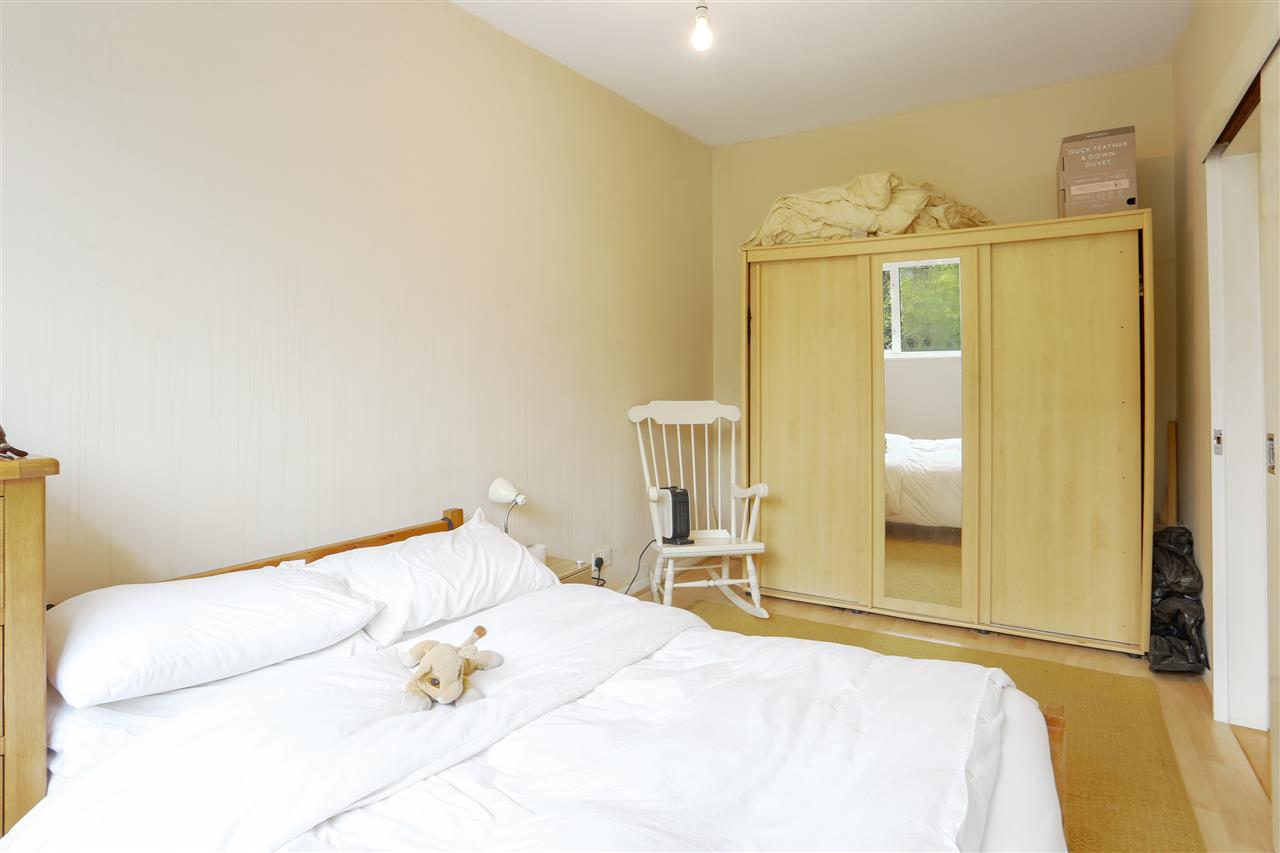 6 bed end of terrace house for sale in Huddleston Road 21