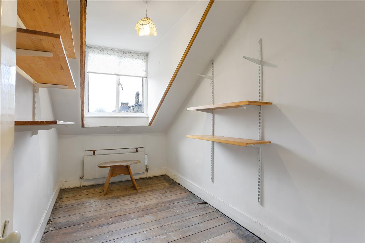 6 bed end of terrace house for sale in Huddleston Road  - Property Image 23