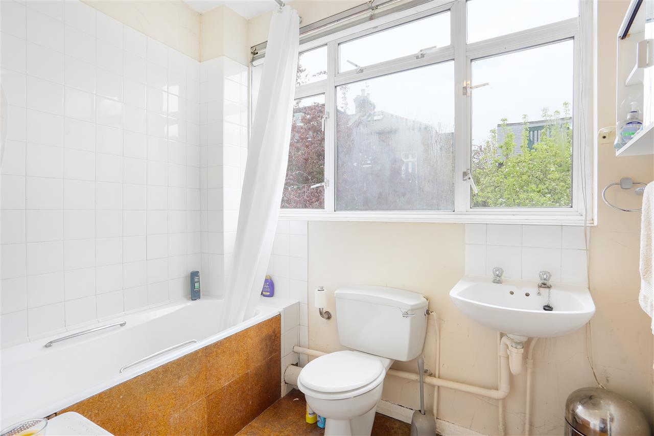 6 bed end of terrace house for sale in Huddleston Road  - Property Image 25