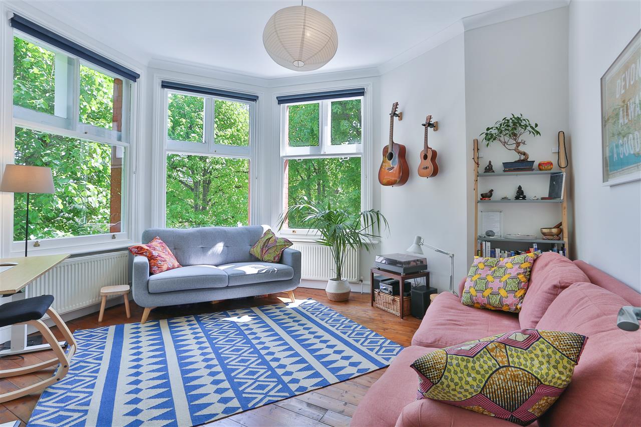 2 bed flat for sale 14