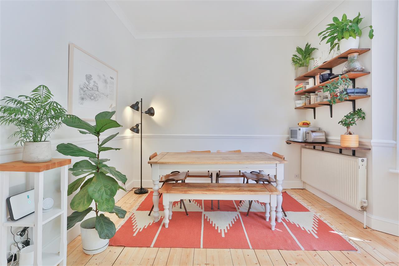 2 bed flat for sale  - Property Image 16