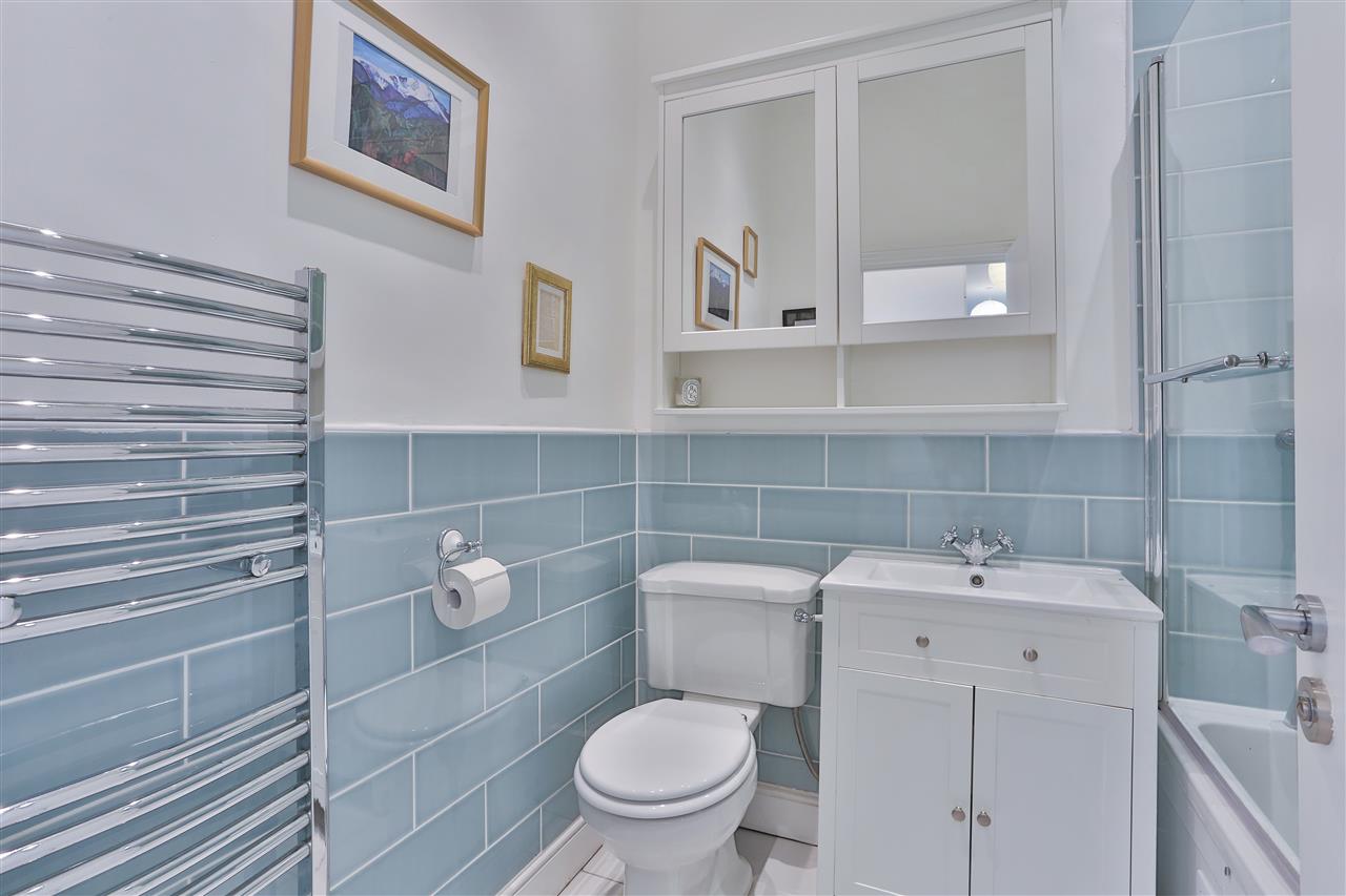2 bed flat for sale  - Property Image 19