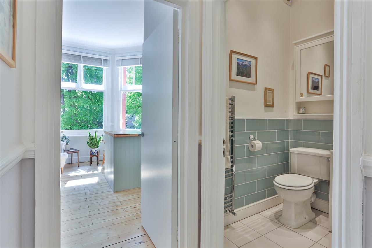 2 bed flat for sale 19