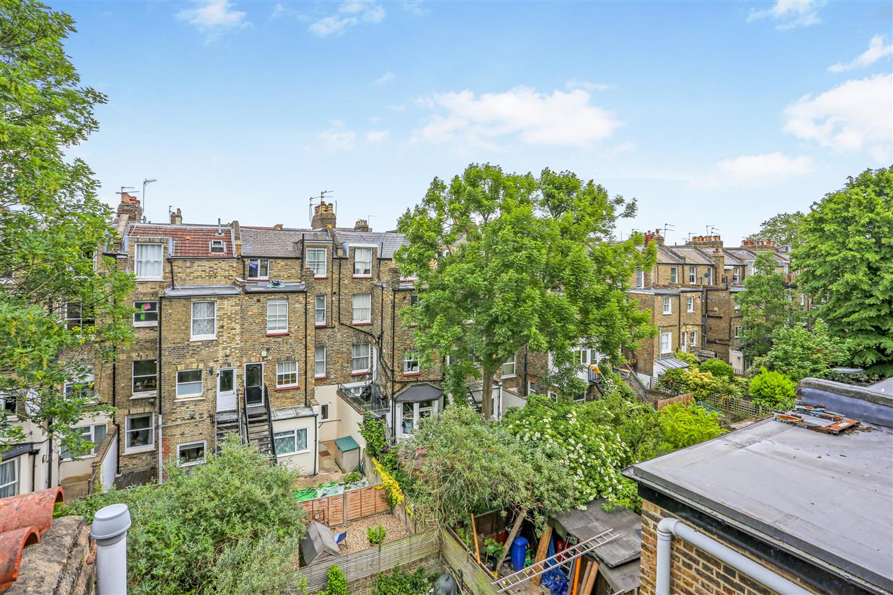 3 bed flat for sale in Bardolph Road  - Property Image 15