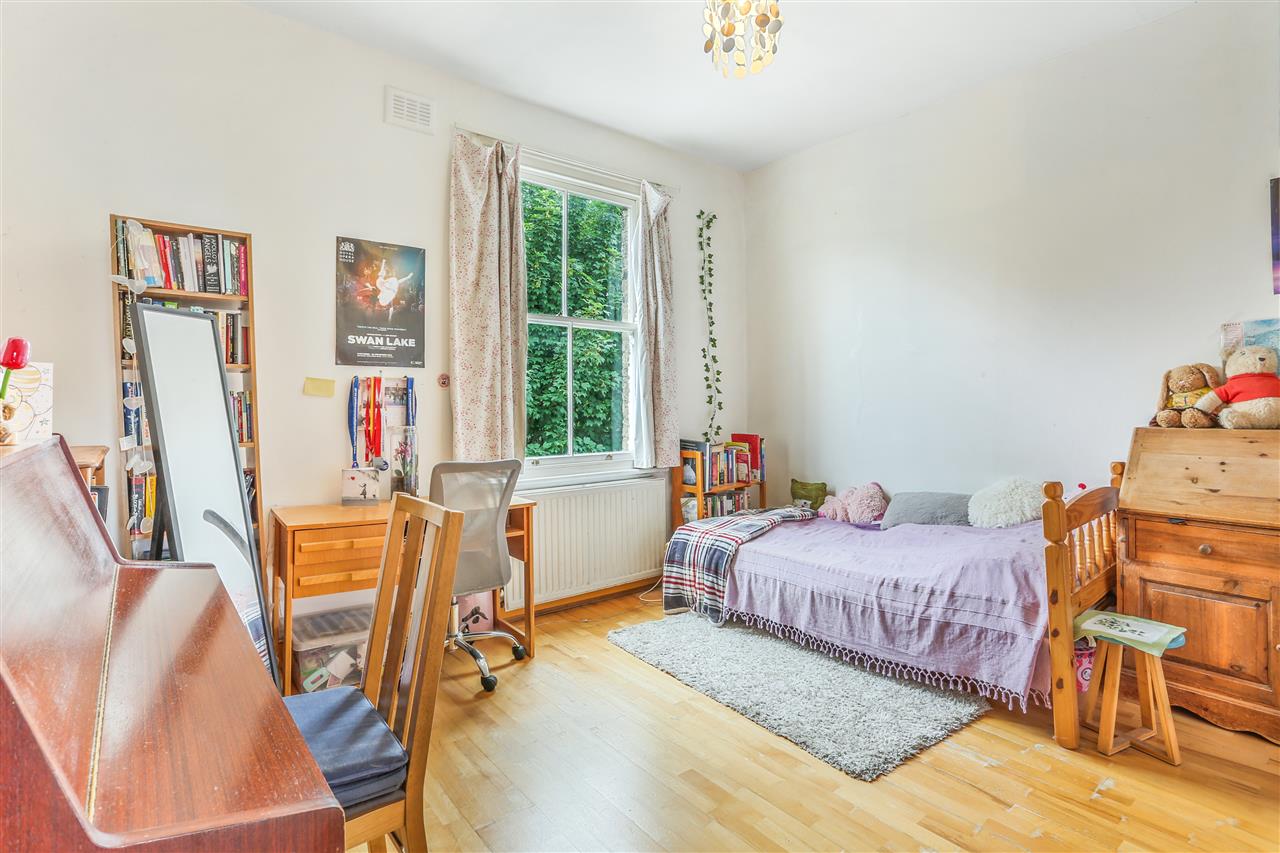 2 bed flat for sale in Mercers Road 2