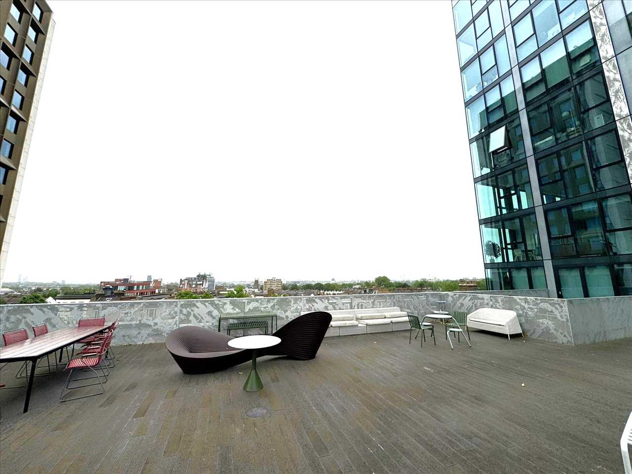 1 bed flat to rent in Highgate Hill 17