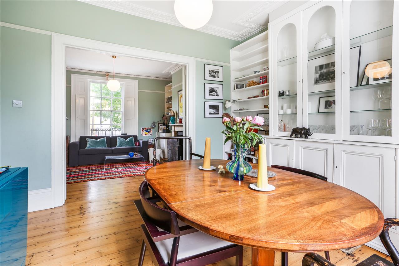 5 bed terraced house for sale  - Property Image 5