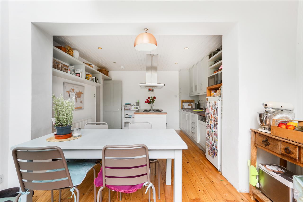 5 bed terraced house for sale 5