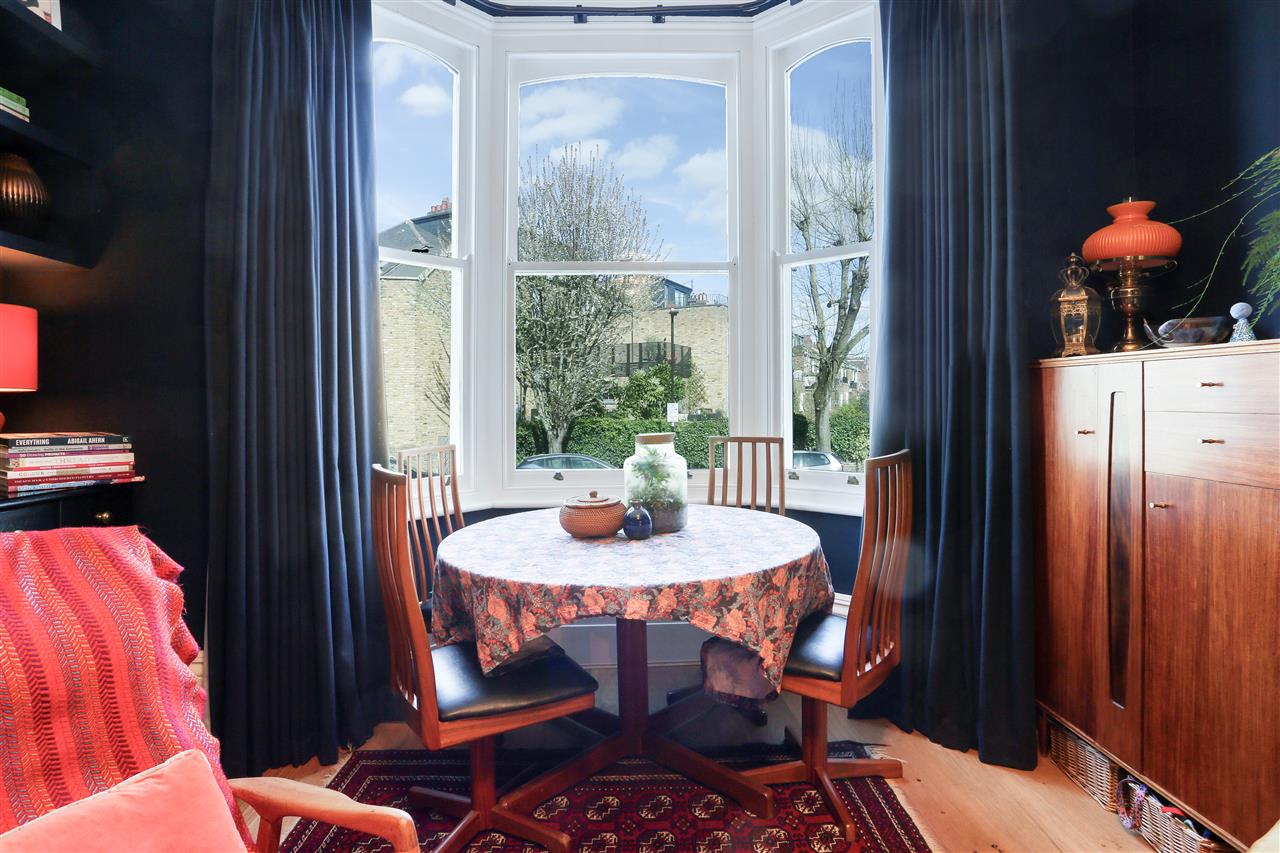 1 bed flat for sale in Huddleston Road - Property Image 1