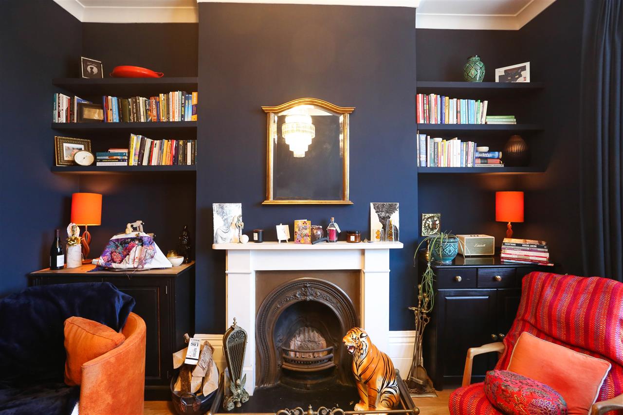 1 bed flat for sale in Huddleston Road  - Property Image 2