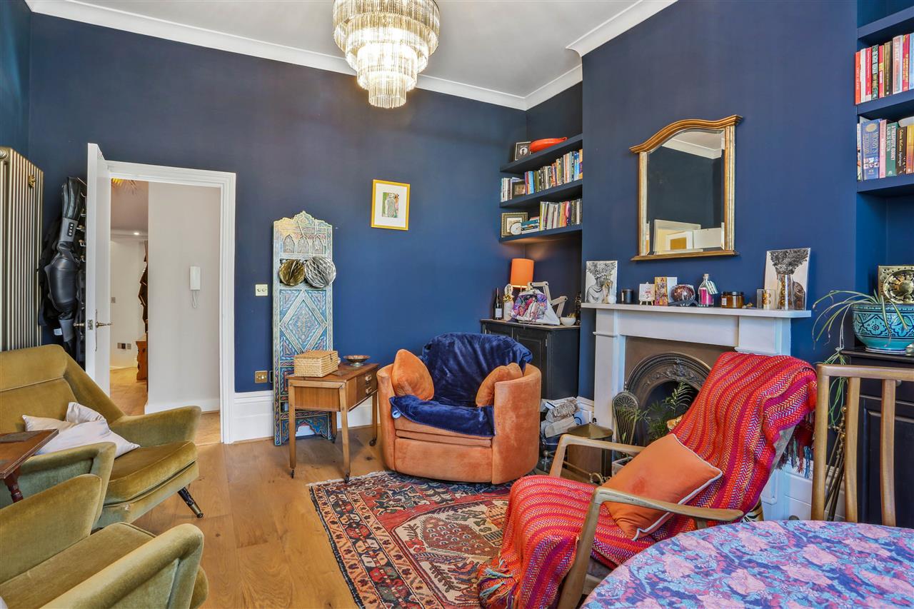 1 bed flat for sale in Huddleston Road  - Property Image 4