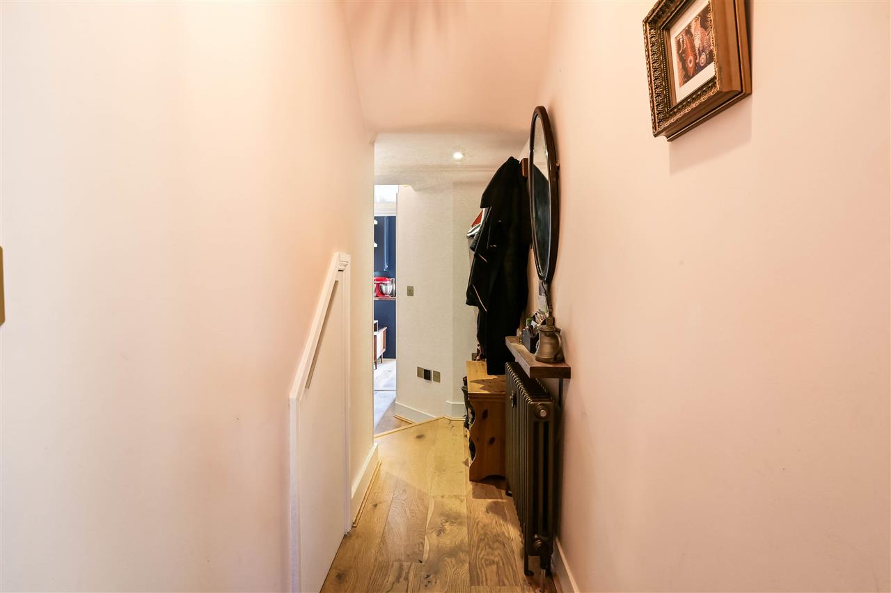 1 bed flat for sale in Huddleston Road  - Property Image 13