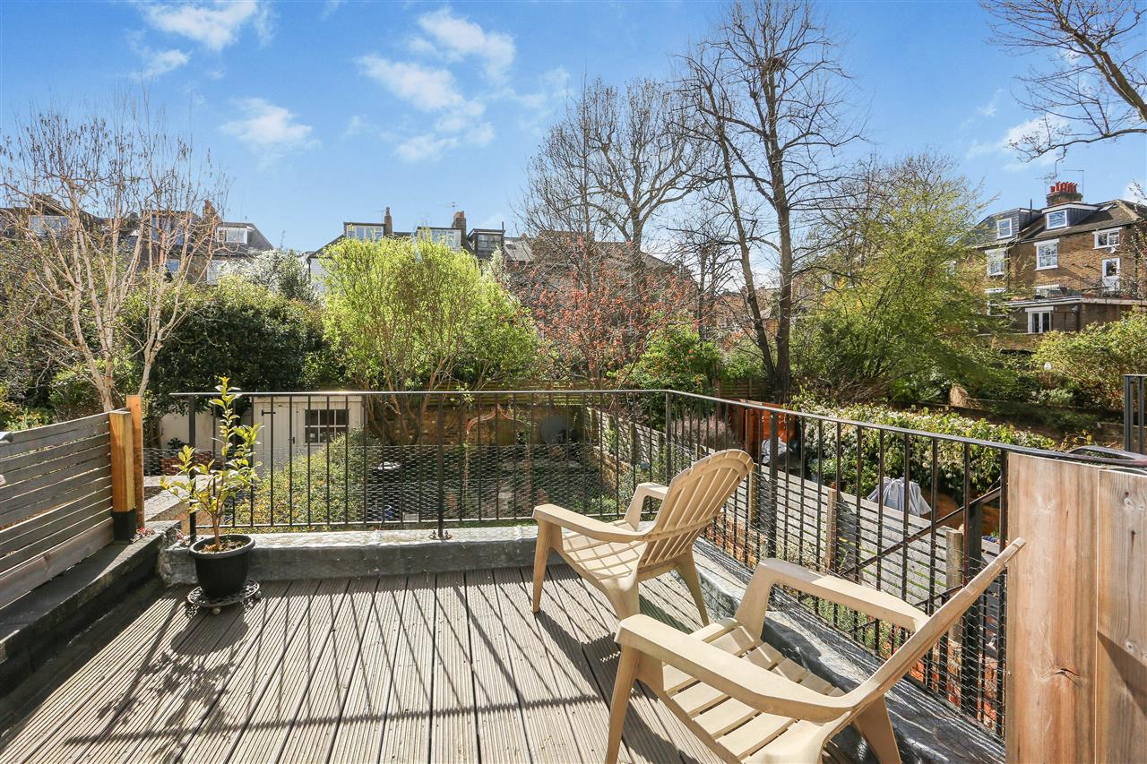 1 bed flat for sale in Huddleston Road  - Property Image 15