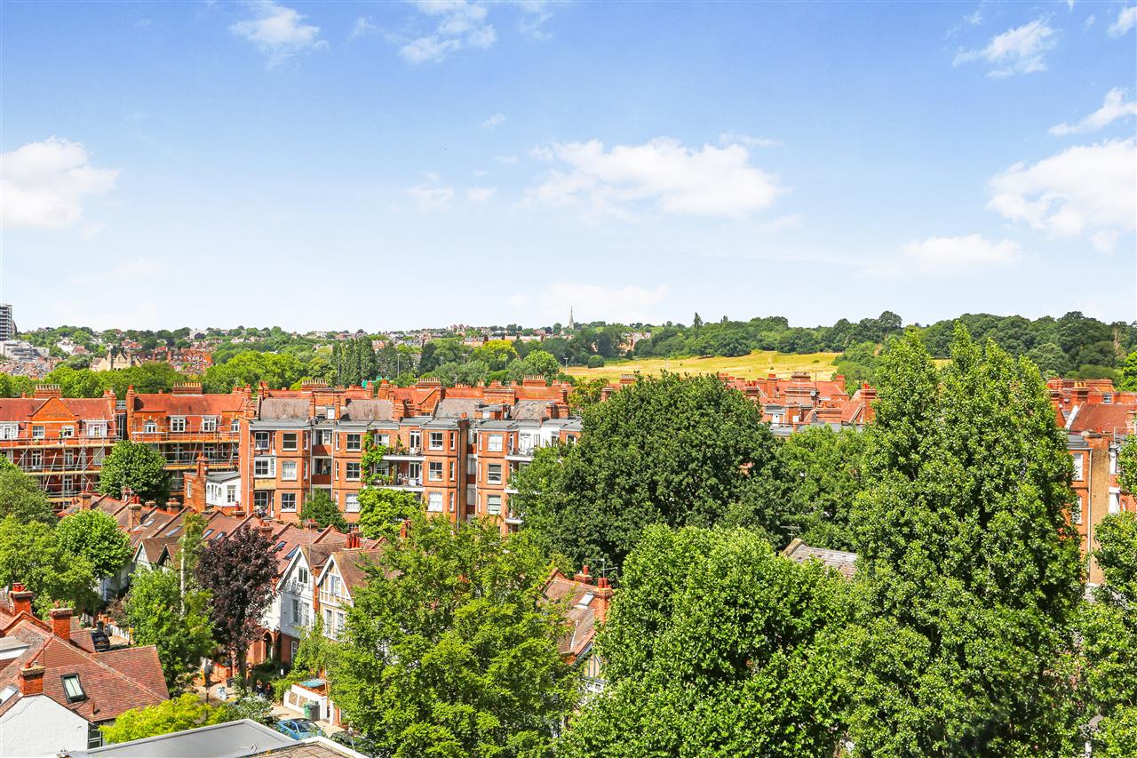 2 bed flat to rent in Highgate Road  - Property Image 9