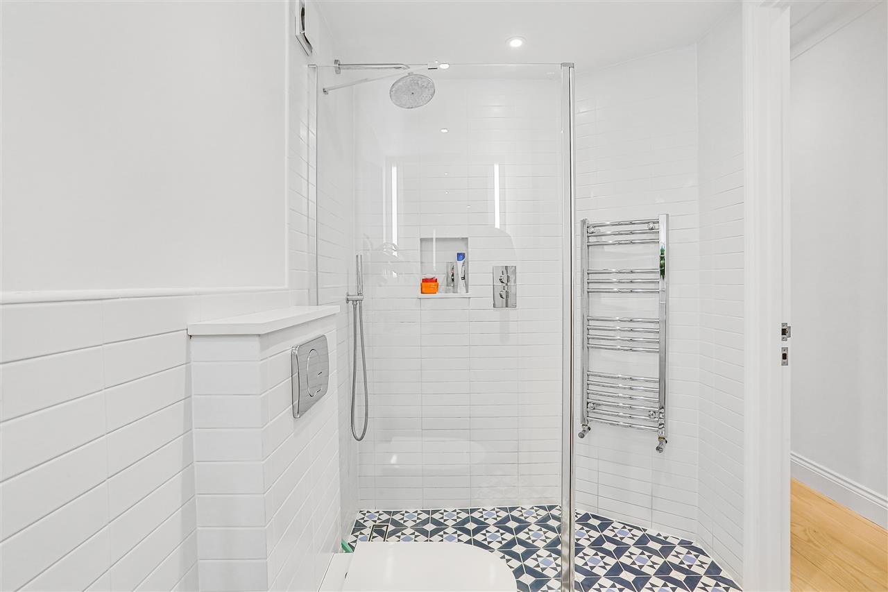 1 bed flat for sale in Middleton Grove 8