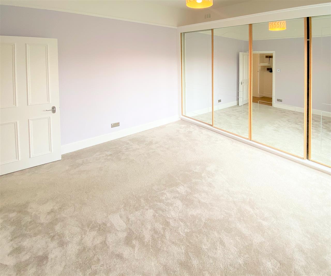 1 bed flat for sale in Camden Road  - Property Image 9
