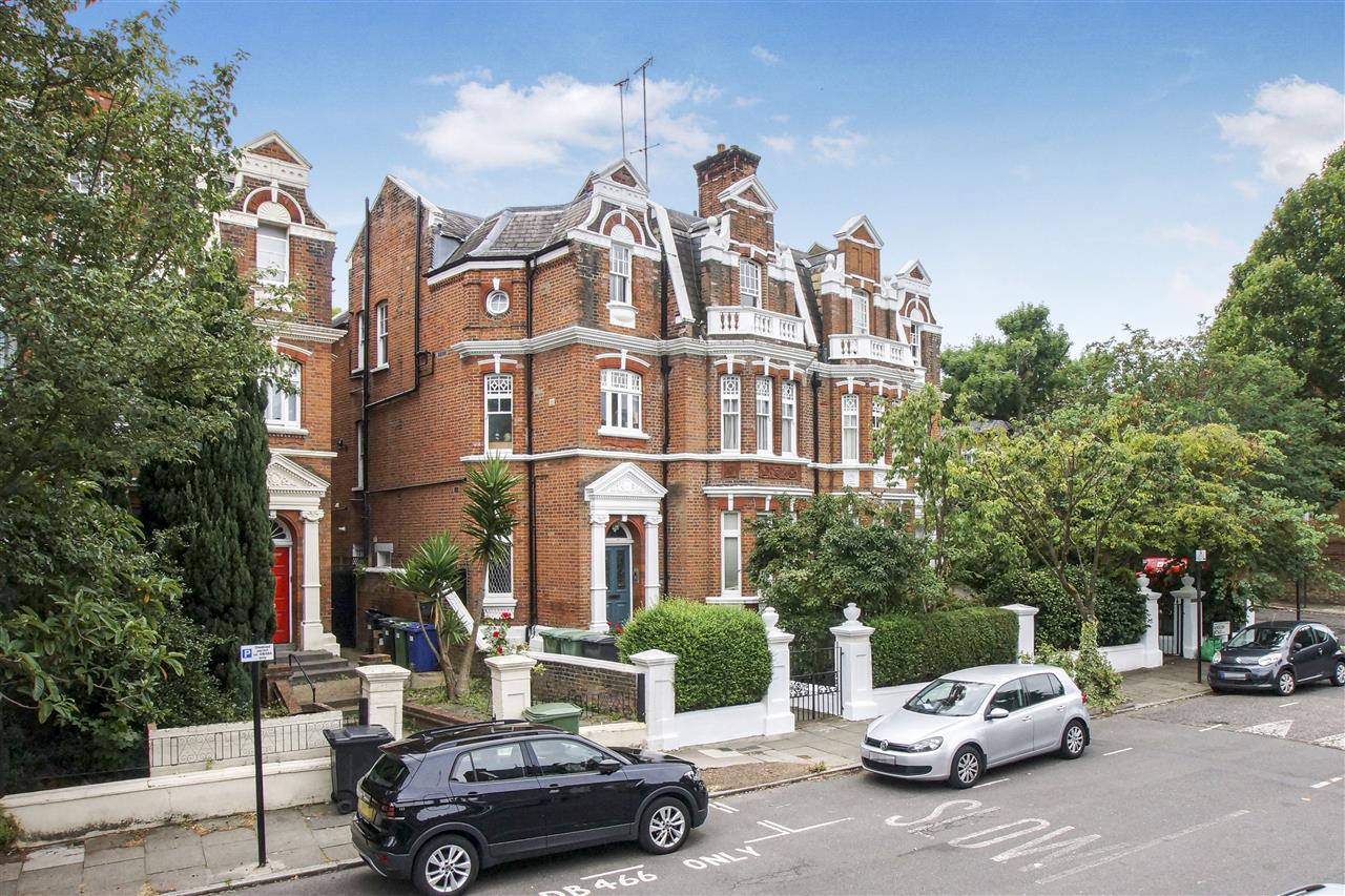 2 bed flat for sale in Anson Road  - Property Image 19