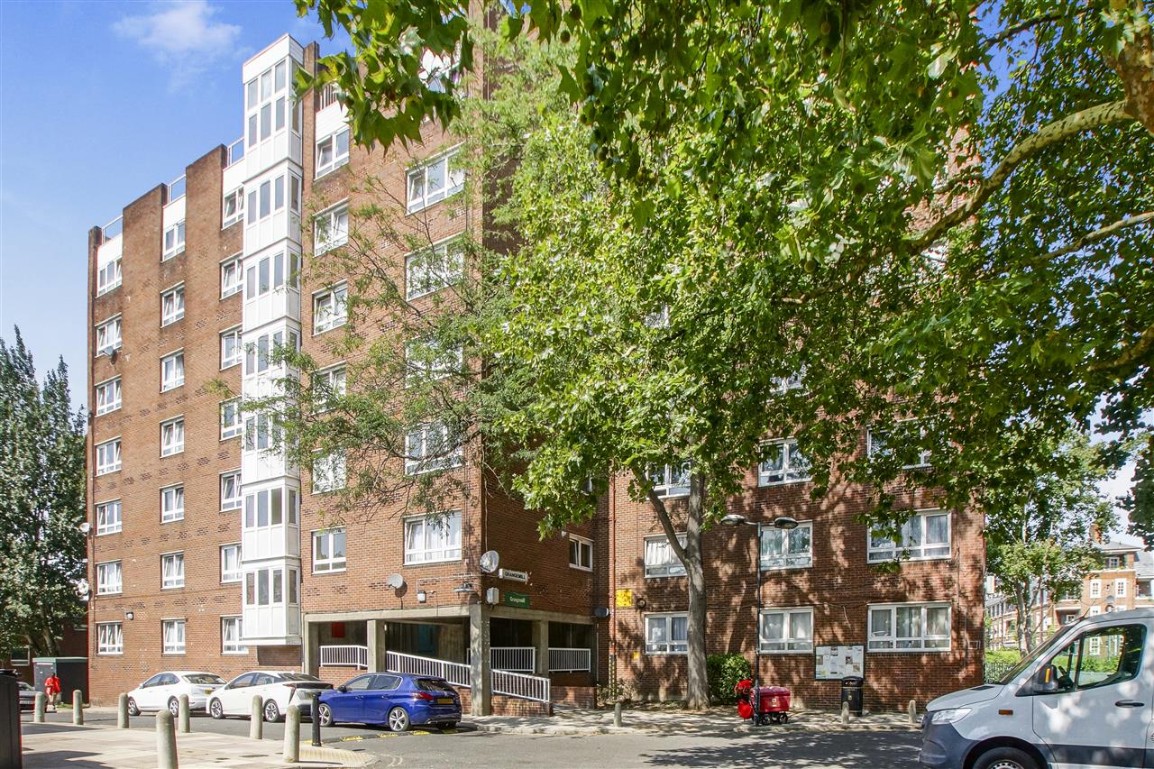 2 bed flat for sale 2