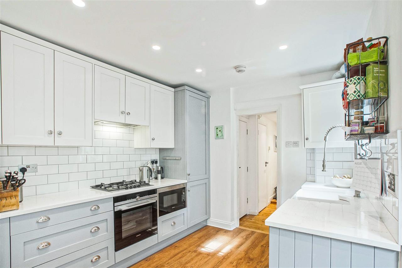 2 bed flat for sale in Raveley Street  - Property Image 3