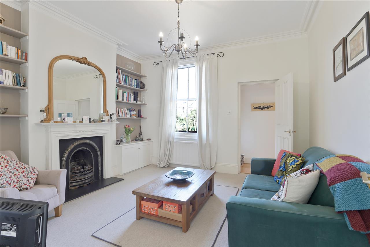 2 bed flat for sale in Mercers Road  - Property Image 3