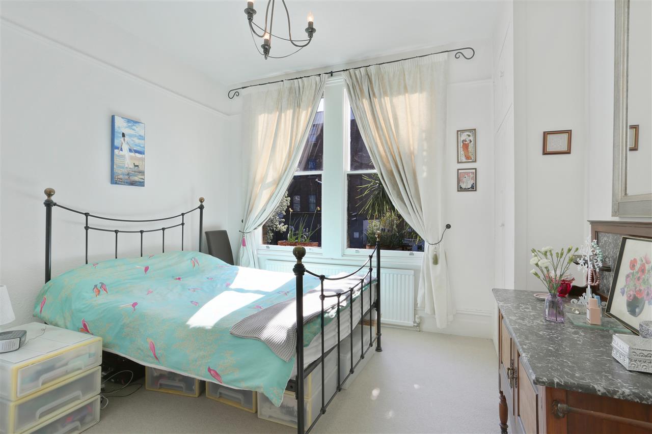 2 bed flat for sale in Mercers Road 3