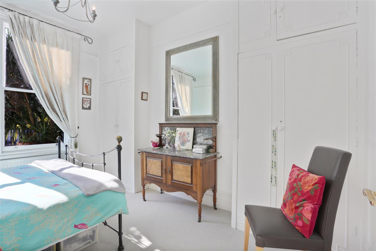 2 bed flat for sale in Mercers Road 10