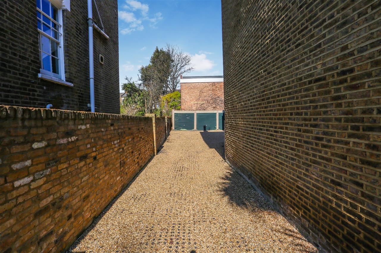 2 bed flat for sale in Mercers Road 14