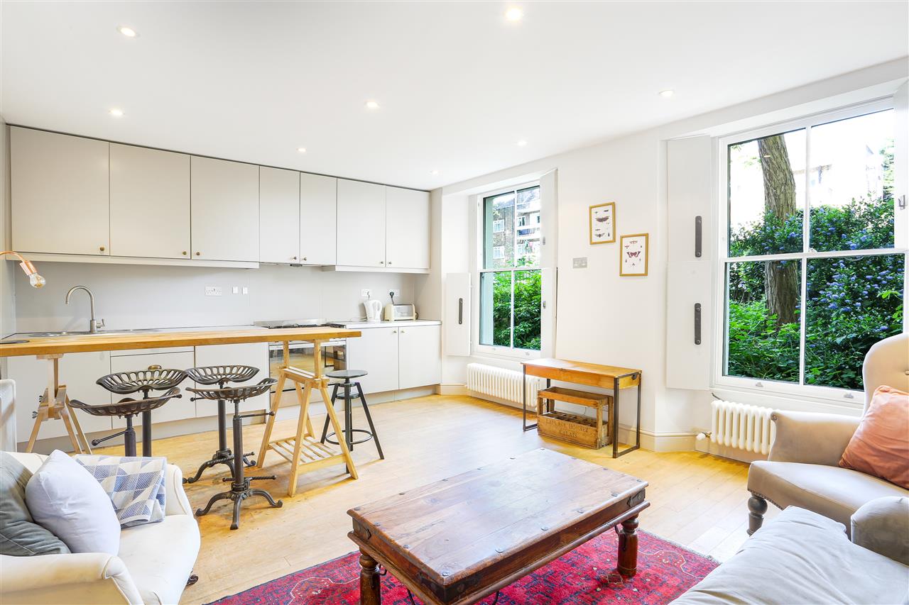 2 bed flat to rent in Hilldrop Road 1