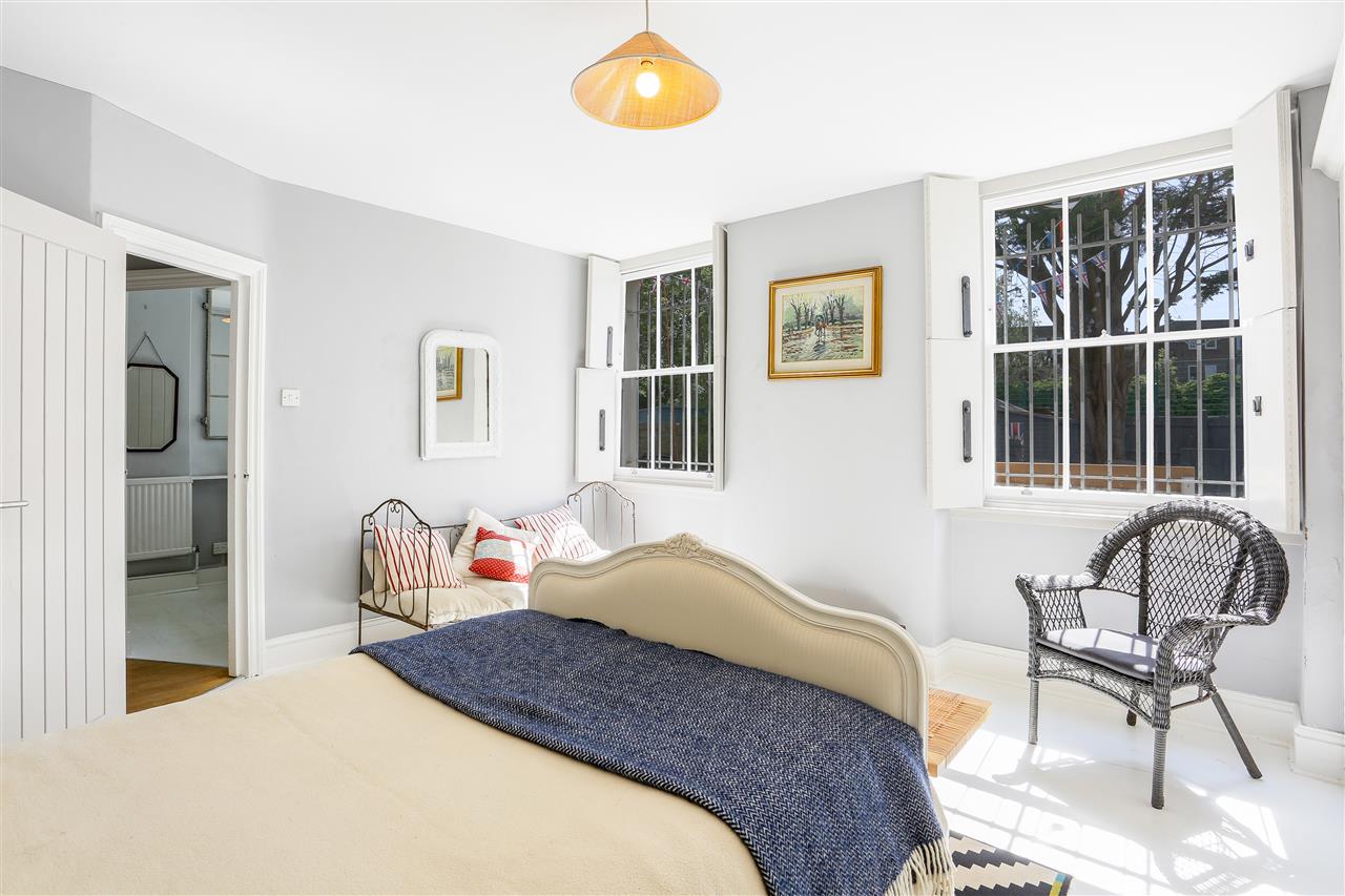 2 bed flat to rent in Hilldrop Road  - Property Image 11