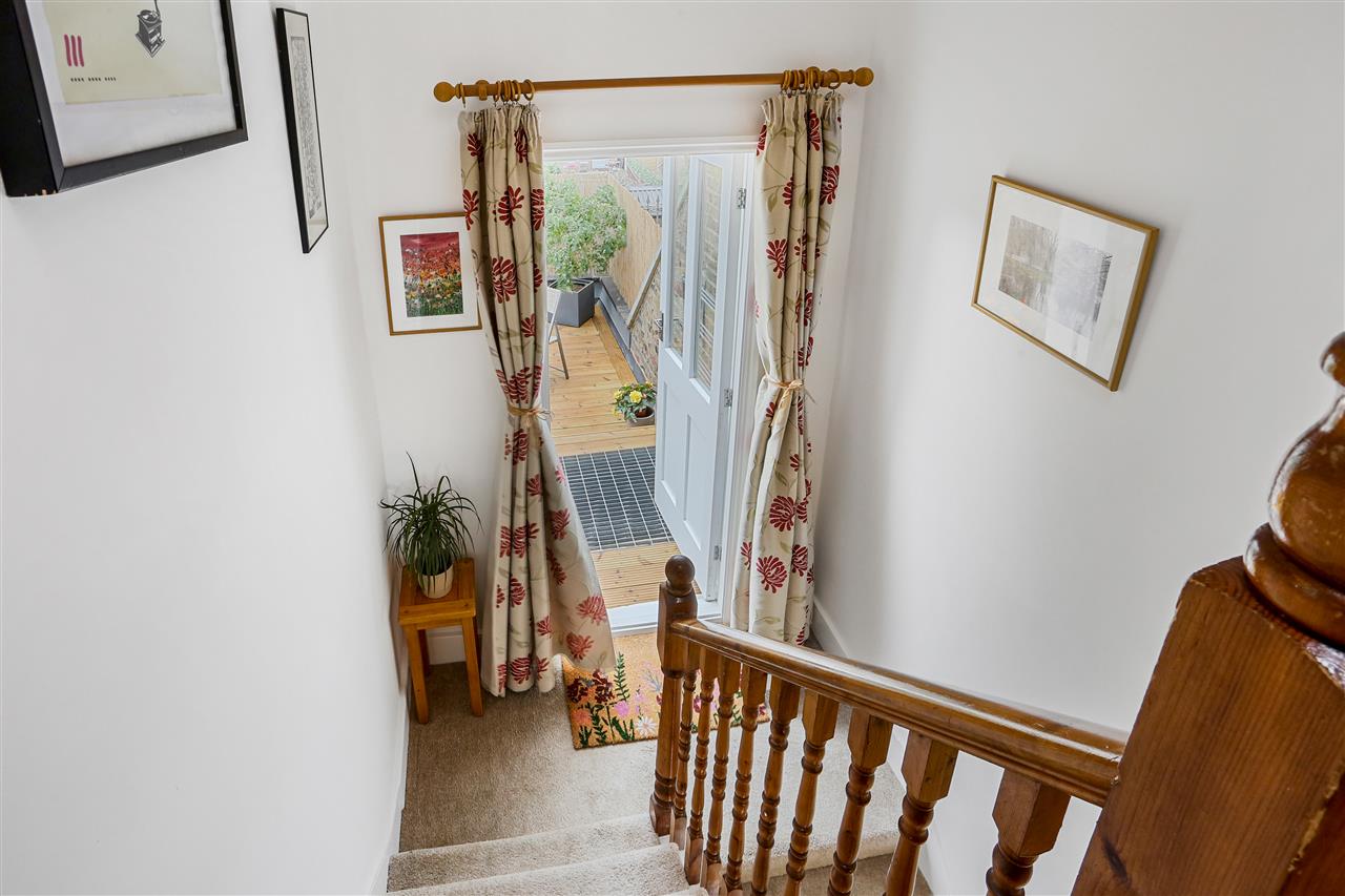 2 bed flat for sale in Huddleston Road  - Property Image 17