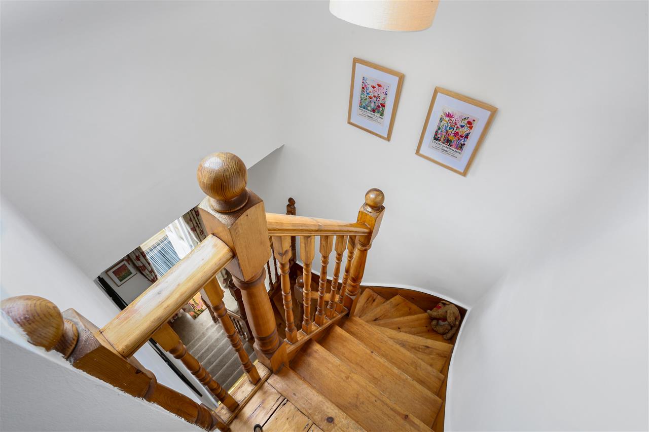 2 bed flat for sale in Huddleston Road  - Property Image 18