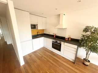 1 bed flat for sale in Chetwynd Road  - Property Image 4