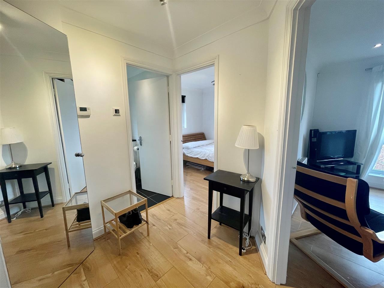 1 bed flat for sale in Junction Road  - Property Image 8