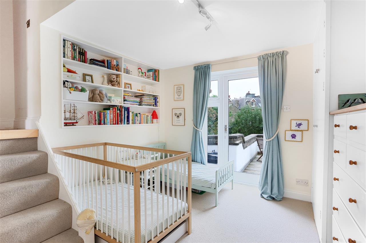 2 bed flat for sale in Yerbury Road  - Property Image 10