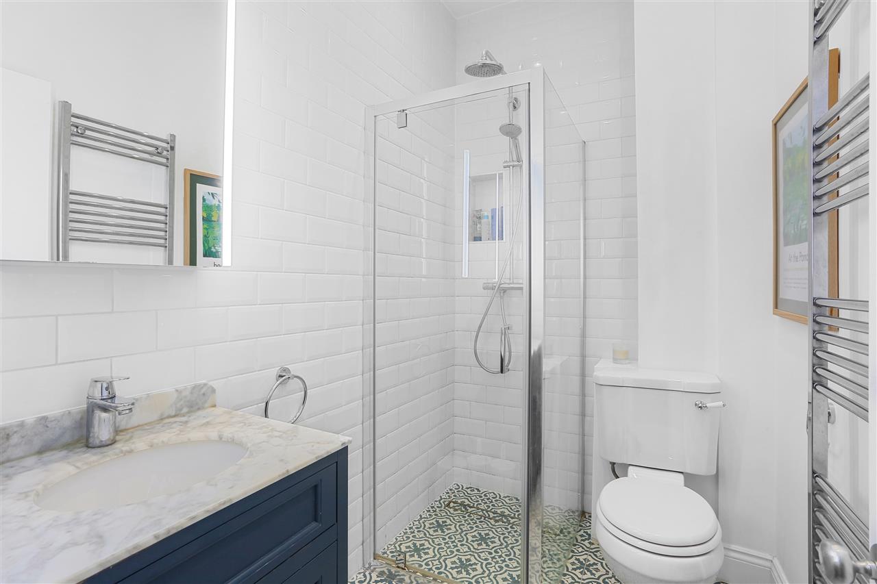 2 bed flat for sale in Yerbury Road  - Property Image 13