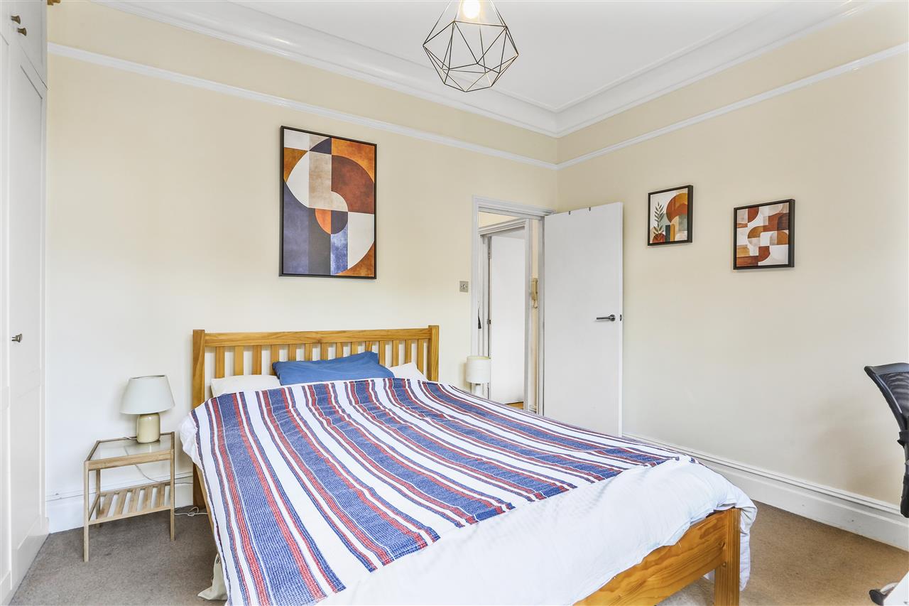 2 bed flat for sale in Carleton Gardens  - Property Image 8