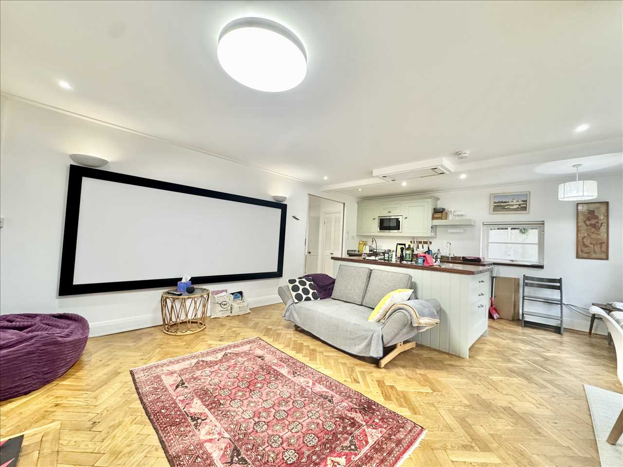 2 bed flat for sale in Carleton Road 5