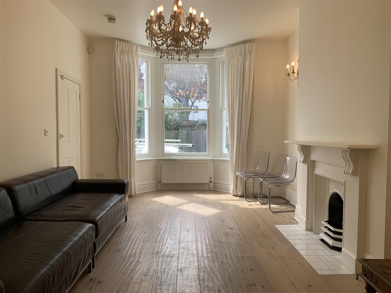 2 bed flat to rent in Celia Road  - Property Image 3