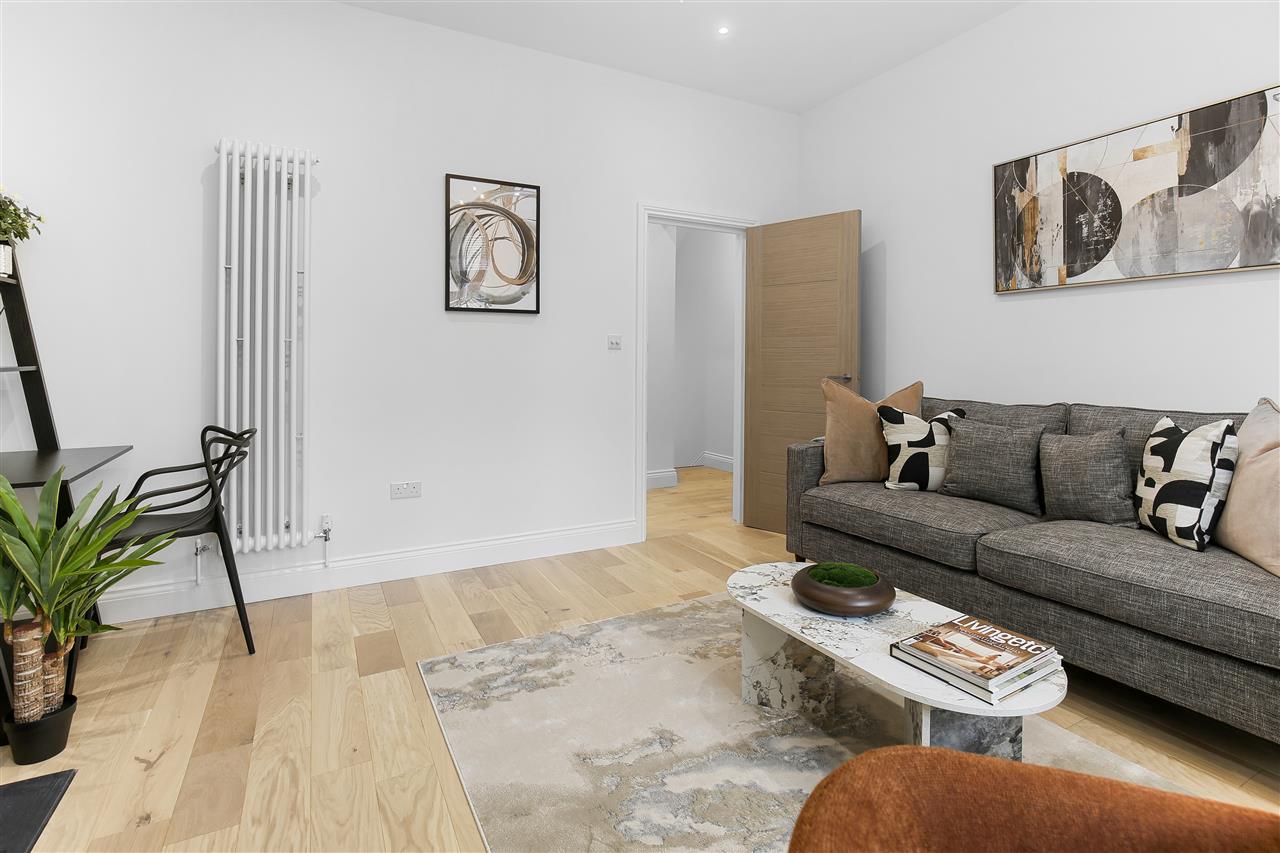 1 bed flat for sale in Mercers Road 4