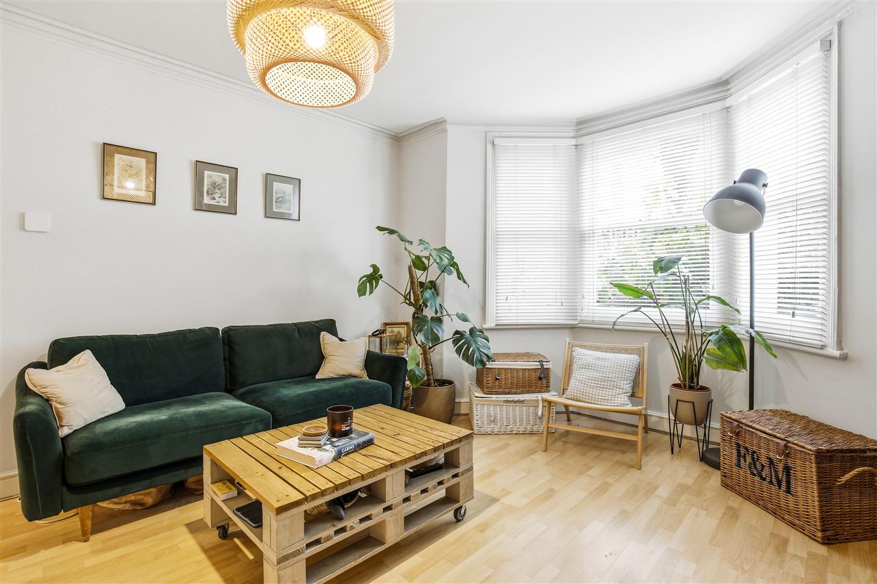 1 bed flat for sale in Montpelier Grove 3