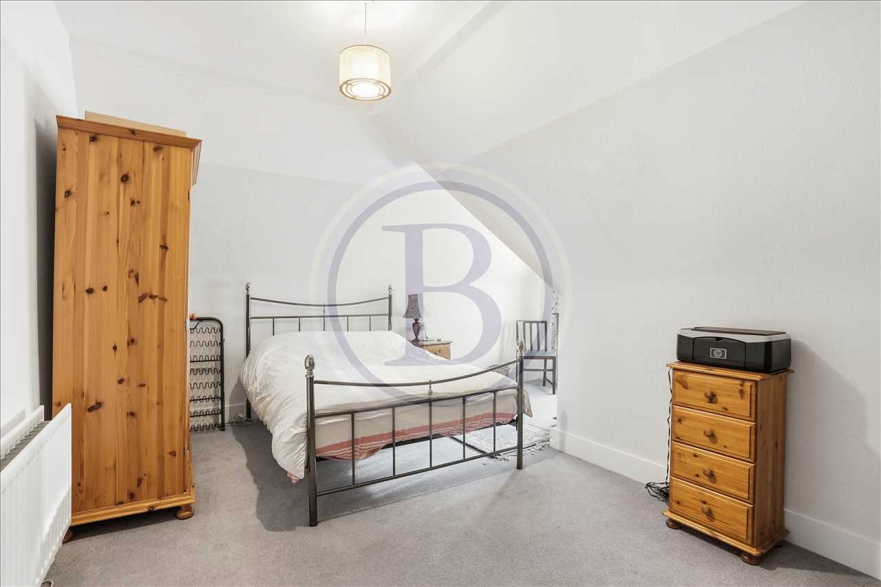 5 bed semi-detached house for sale in Mercers Road  - Property Image 17